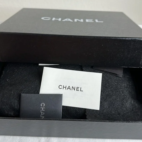 Chanel caviar long zip wallet - Picture 13 of 13